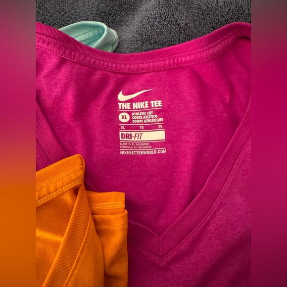 Nike Dri-FIT V-Neck Tees (3) - Orange, Pink, Blue size XL - Picture 4 of 5